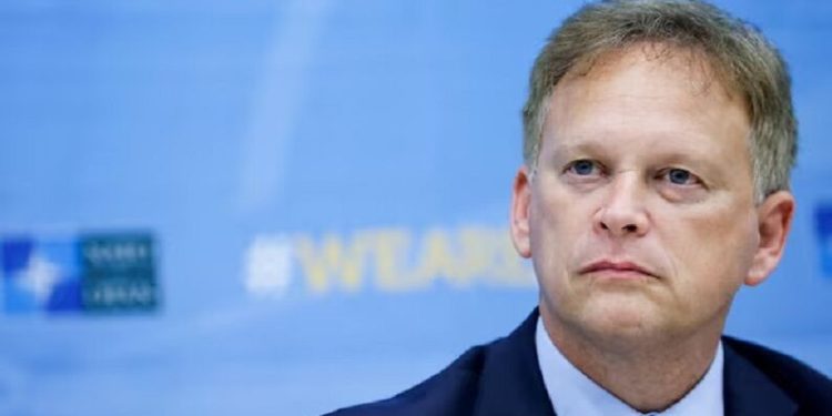 ادعای وزیر دفاع انگلیس درباره ارسال سلاحهای مرگبار چین به روسیه