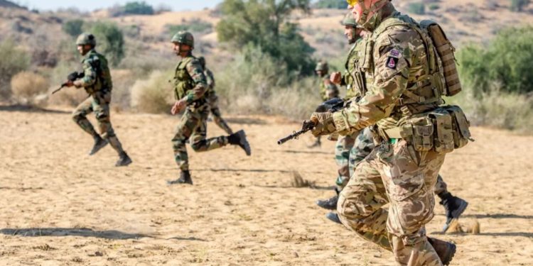 رزمایش مشترک هند و فرانسه آغاز شد