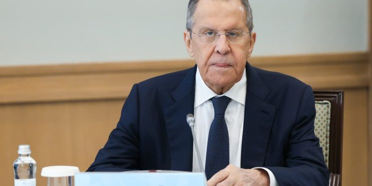 لاوروف: به جلوگیری از بدترین سناریو در خاورمیانه امیدوار هستم