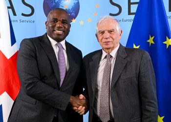 رایزنی بورل با دیپلمات‌های ارشد انگلیس و آمریکا درباره آینده جنگ اوکراین