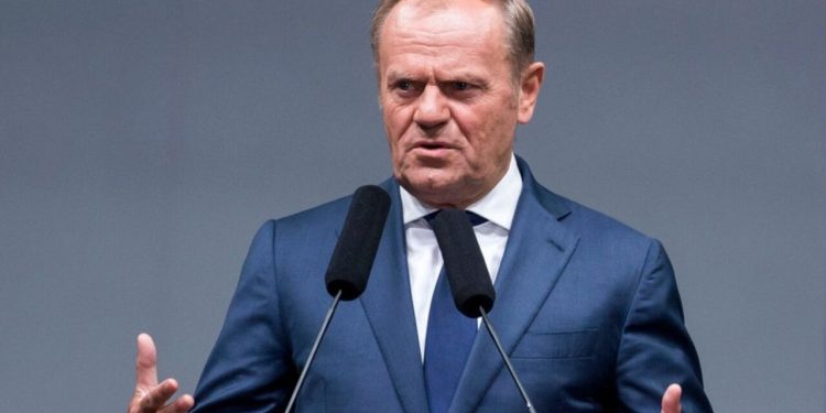 نخست وزیر لهستان گزارشها درباره ماموریت نیروهای حافظ صلح در اوکراین را گمانه زنی خواند