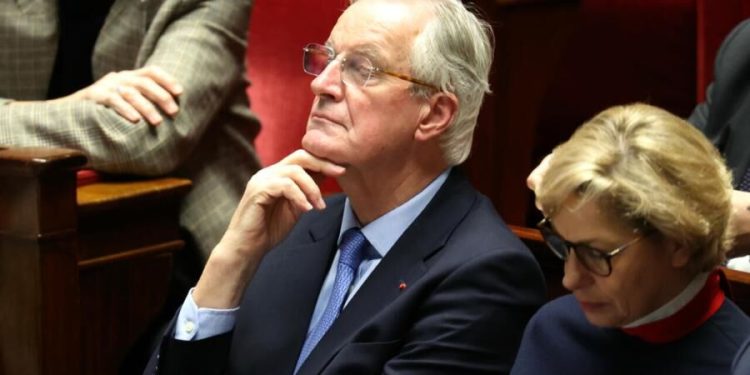 کنارهگیری بارنیه؛ تازهترین فصل بیثباتی سیاسی فرانسه در گرماگرم تشدید بحران مالی