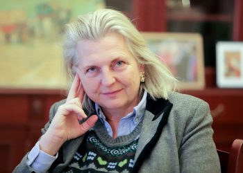 انتقاد مقام سابق اتریش از نقش دول غربی در درگیری‌های سوریه و اوکراین