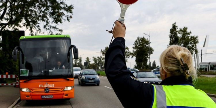 تداوم تشدید کنترل‌های مرزی در آلمان برای جلوگیری از ورود مهاجران غیرقانونی