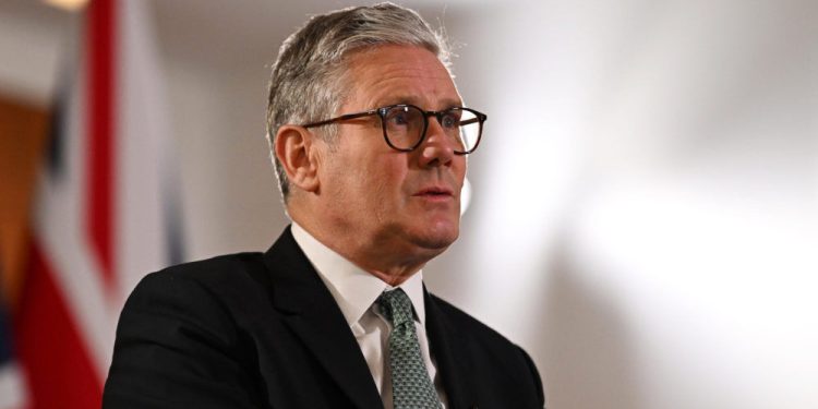 انگلیس بر اجرای کامل توافق آتشبس در غزه تاکید کرد