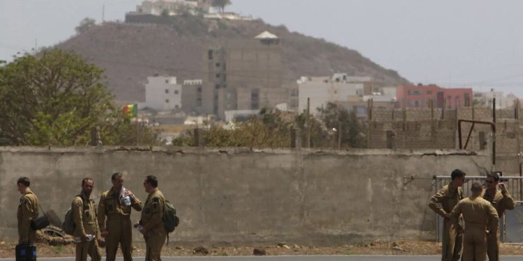 عقب نشینی نیروهای فرانسوی از سنگال آغاز شد