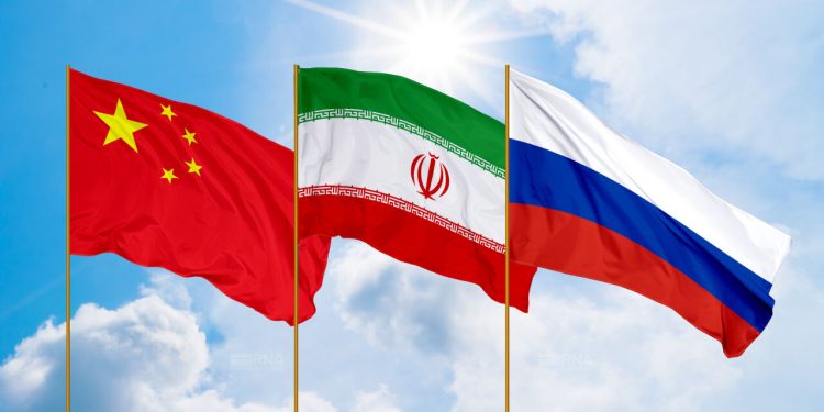 مسکو به اجلاس پکن گفت: جستجوی راه حل و تهدید برای تأسیسات هسته ای ایران