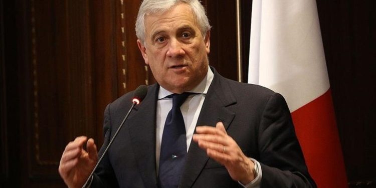 وزیر امور خارجه ایتالیا: مذاکرات آتش بس باید در اسرع وقت از سر گرفته شود