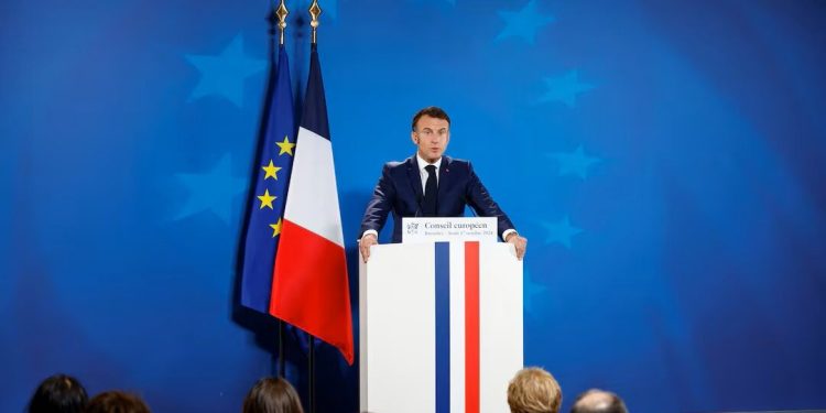 مکرون: در روزهای آینده فشار بر روسیه افزایش خواهد یافت