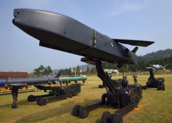 موشک تار آلمانی را به کیف ، زنگ برای ادامه حمایت ما از اروپا بفرستید