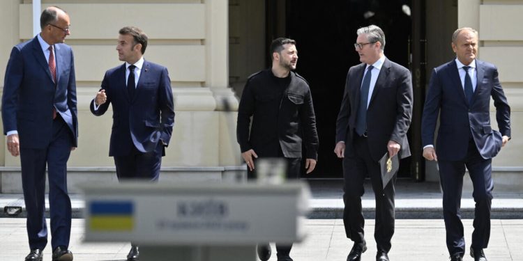 کمک نظامی ۵ میلیارد یورویی آلمان به اوکراین