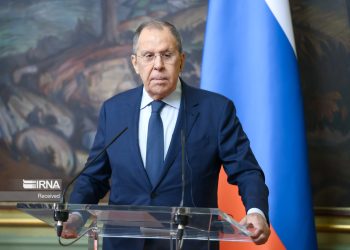 لاوروف: روسیه به دنبال حل عادلانه مناقشه اوکراین است