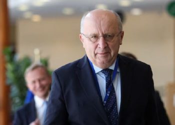 مقام اتحادیه اروپا: کمک‌های نظامی به اوکراین باید ۲ برابر شوند