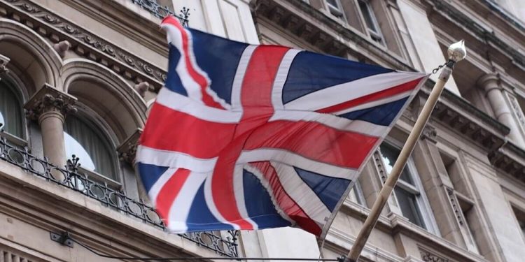 هشدار انگلیس به شهروندان خود برای سفر به نزدیکی مرز هند و پاکستان