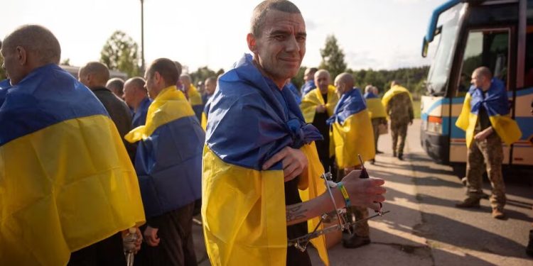 اوکراین و روسیه این بار اسرای بیمار و زخمی را مبادله کردند