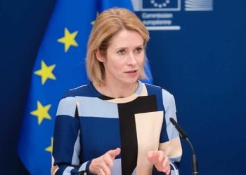 وی به سیاست خارجی اروپا به ایروان سفر کرد و از صلح و اصلاحات دموکراتیک در ارمنستان حمایت کرد