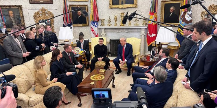 پولیتیکو: سیاست تهاجمی ترامپ علیه اروپا عواقب طولانی خواهد داشت