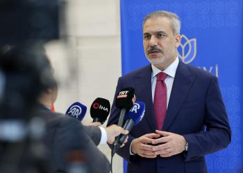 فیدان: با سیاست های ثبات اسرائیل ، که همه آنها شلیک شده است