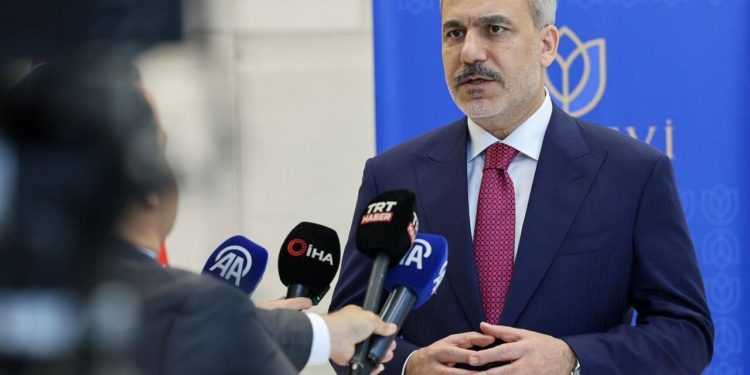 فیدان: با سیاست های ثبات اسرائیل ، که همه آنها شلیک شده است