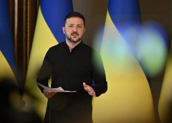 Zelnsky: من پس از ملاقات با ویتاکاف و پوتین با ترامپ صحبت کردم