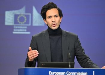 اتحادیه اروپا: قتل غیرنظامیان و خبرنگاران در غزه قابل قبول نیست