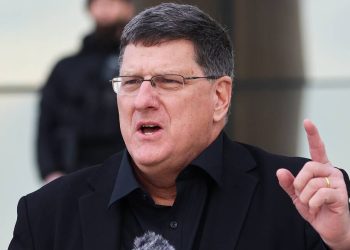 افسر سابق ایالات متحده: غرب اوکراین برای جلوگیری از روابط آمریکا با روسیه مشخص است