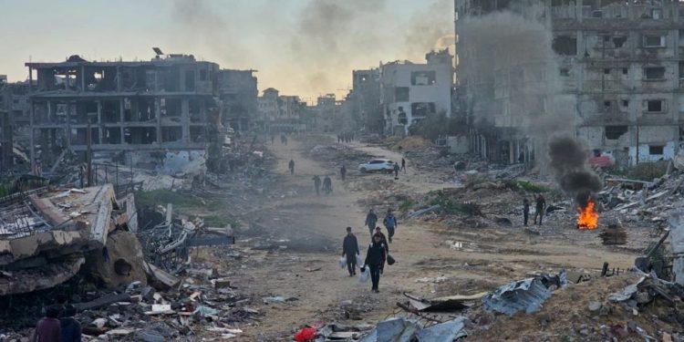 به گفته پلیس فارن ، مراحل نمادین و غیر امکانات غرب علیه رژیم صهیونیستی ،