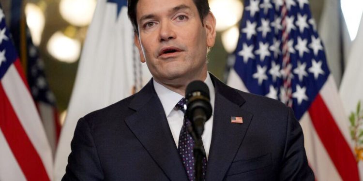 وزیر امور خارجه آمریكا با وزرای خارجی انگلیس ، فرانسوی و آلمان در ایران مصاحبه كرد