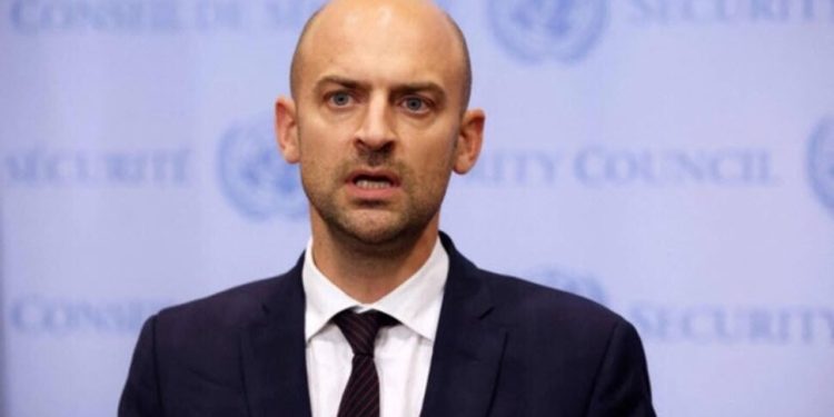 ادعای فرانسه: ما می خواهیم مکالمه خود را با ایران ادامه دهیم