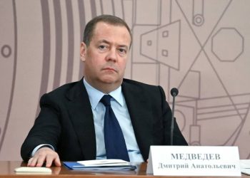 مدودف: فنلاند آماده مبارزه با روسیه است