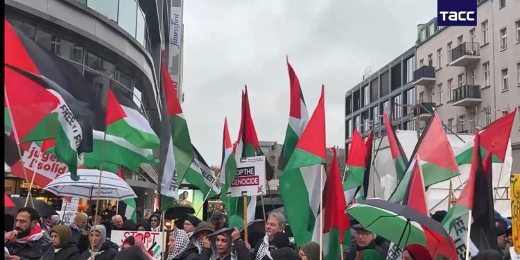 تظاهرات حامیان فلسطین در برلین + فیلم