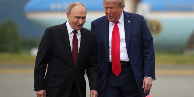 کرملین دلیل به تعویق افتادن دیدار پوتین و ترامپ را اعلام کرد